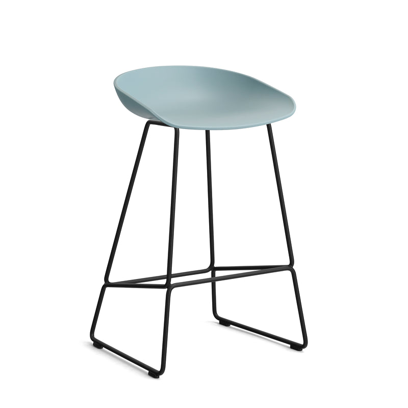 HAY - About A Stool AAS 38 | H 76 cm / dusty blue 2.0 / pulverbeschichtet schwarz