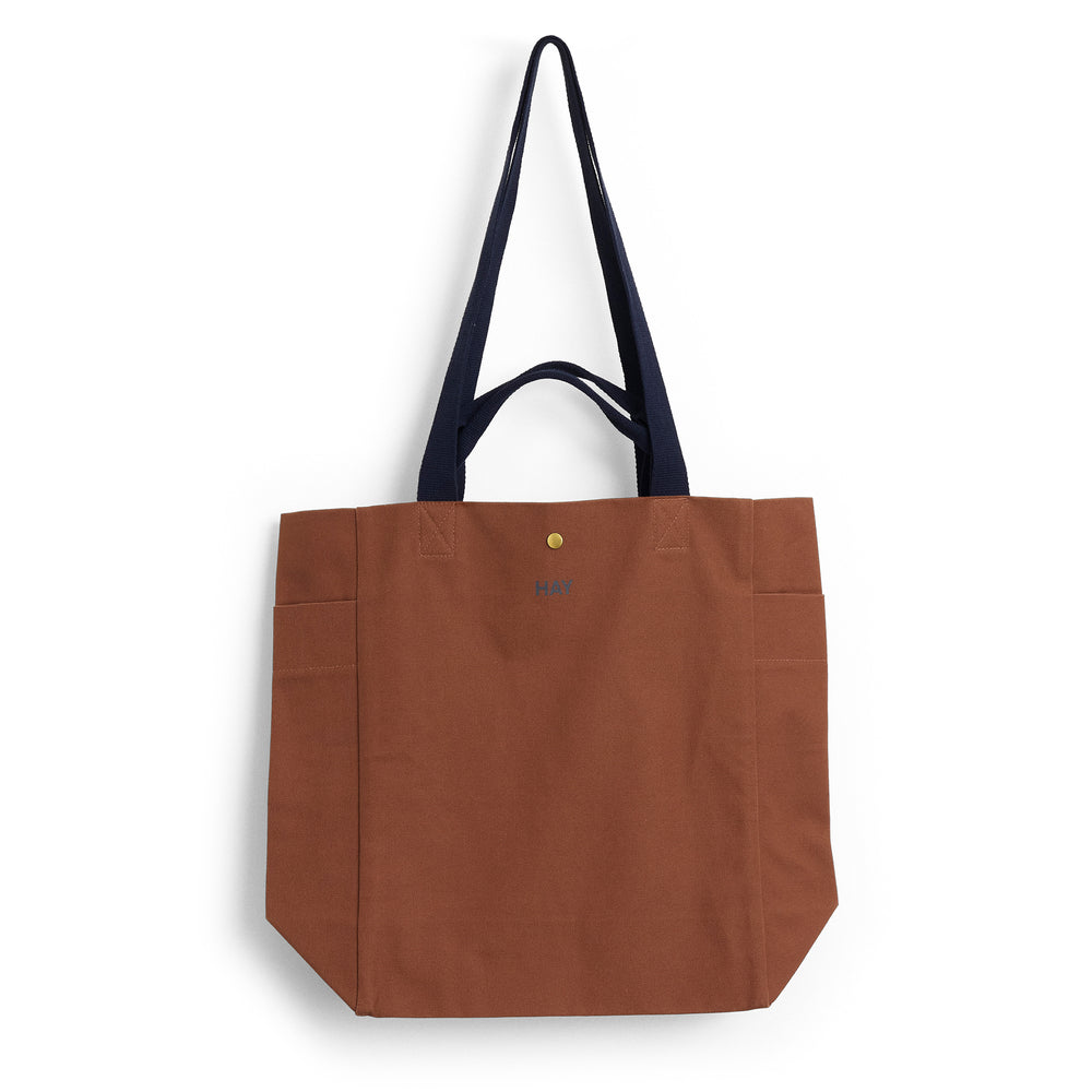 HAY - Everyday Tote Bag | Regular / milk chocolate