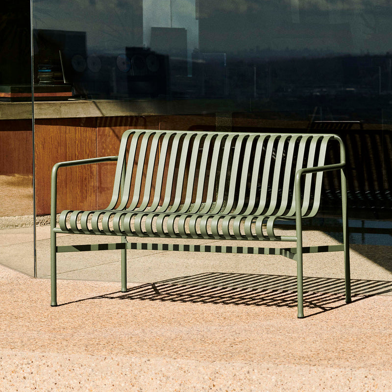 HAY - Palissade Dining Bench + 2x Armlehnenstuhl