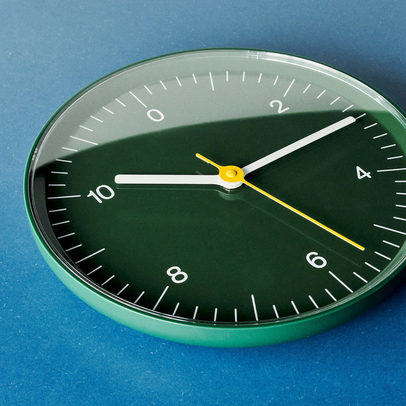 HAY - Wanduhr