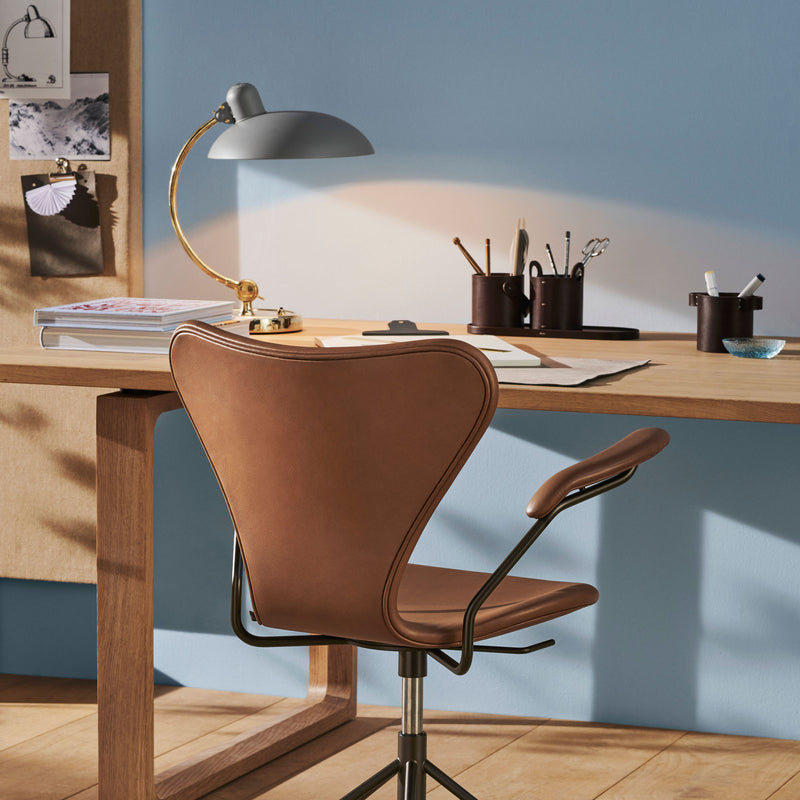 Fritz Hansen - KAISER idell 6631-T Luxus Tischleuchte