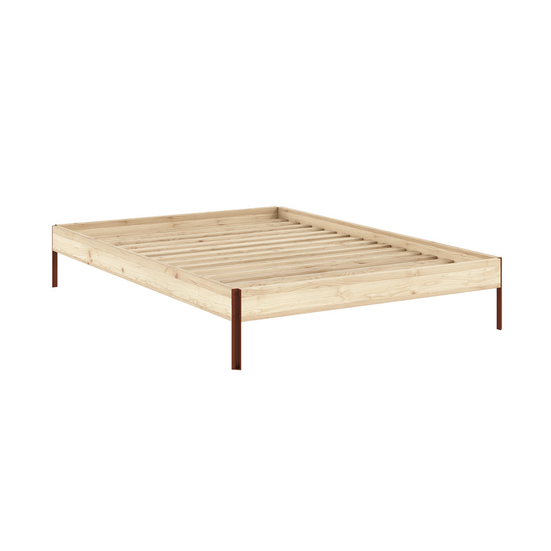Karup Design - Core Bett | 140 x 200 cm / Kiefer natur / terra red