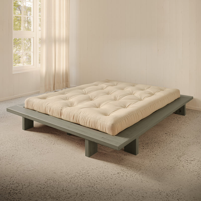 Karup Design - Futonbett Japan | 160 x 200 cm / Kiefer sage green