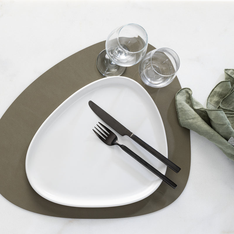 Lind DNA - Tischset Curve M