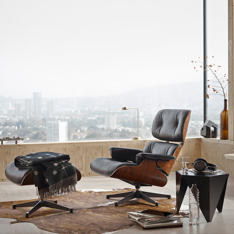 Vitra - Lounge Chair &amp; Ottoman