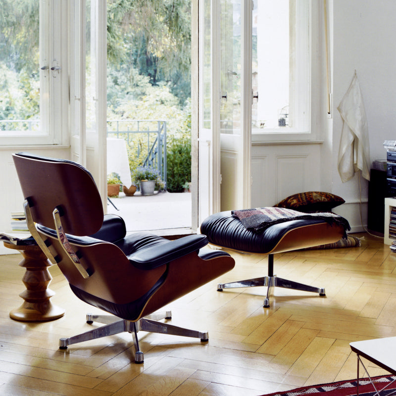 Vitra - Lounge Chair &amp; Ottoman