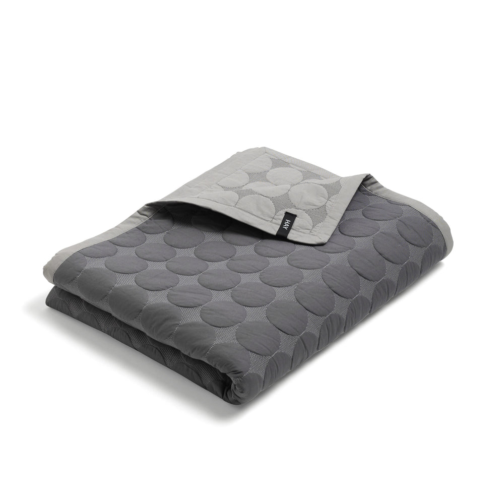 HAY - Mega Dot Tagesdecke | 260 x 260 cm / Dark Grey, 235 x 245 cm / Dark Grey