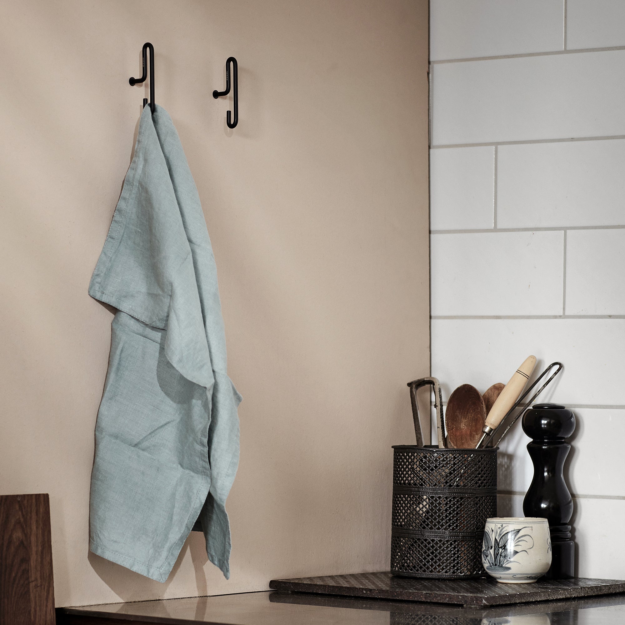 Moebe - Wall Hook | small / schwarz