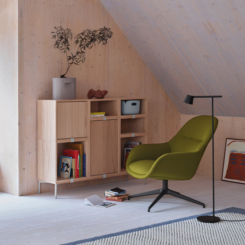 Muuto - Stacked Regalmodul mit Tür