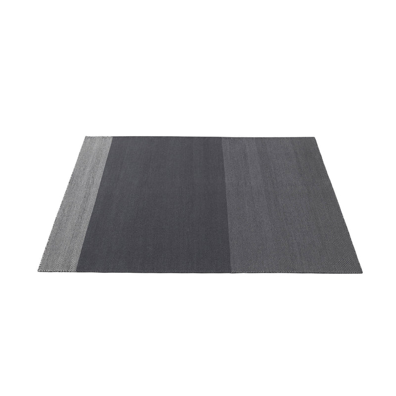 Muuto - Varjo Teppich | 170 x 240 cm / grau