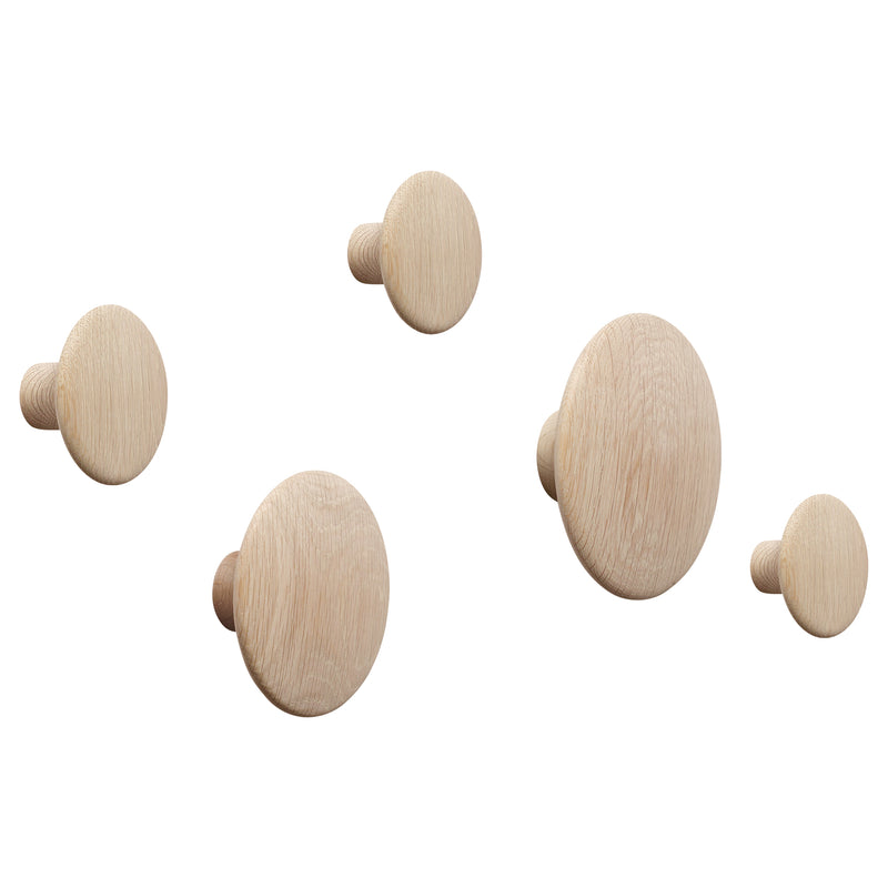 Muuto - Wandhaken "The Dots Wood" 5er-Set | Eiche natur