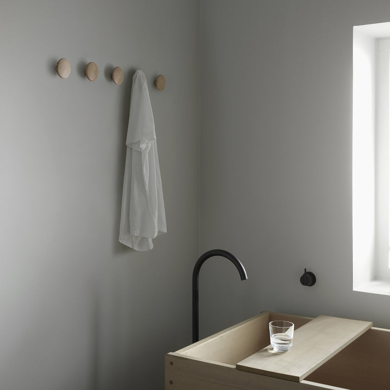Muuto - Wandhaken "The Dots Wood" 5er-Set