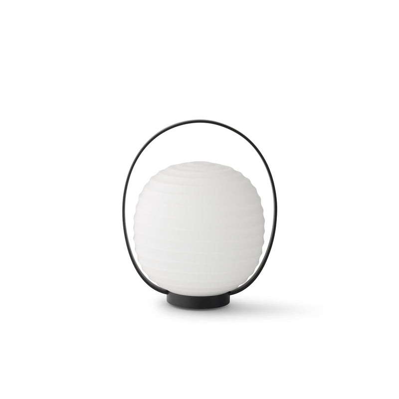 New Works - Lantern Portable Tischleuchte mit Akku | 