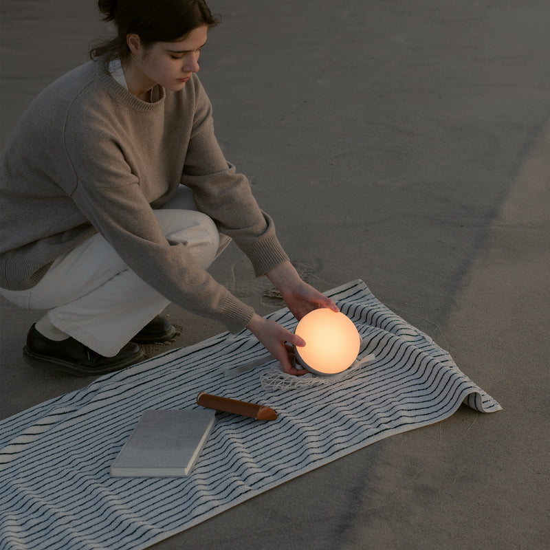 New Works - Sphere LED Outdoor Akkuleuchte