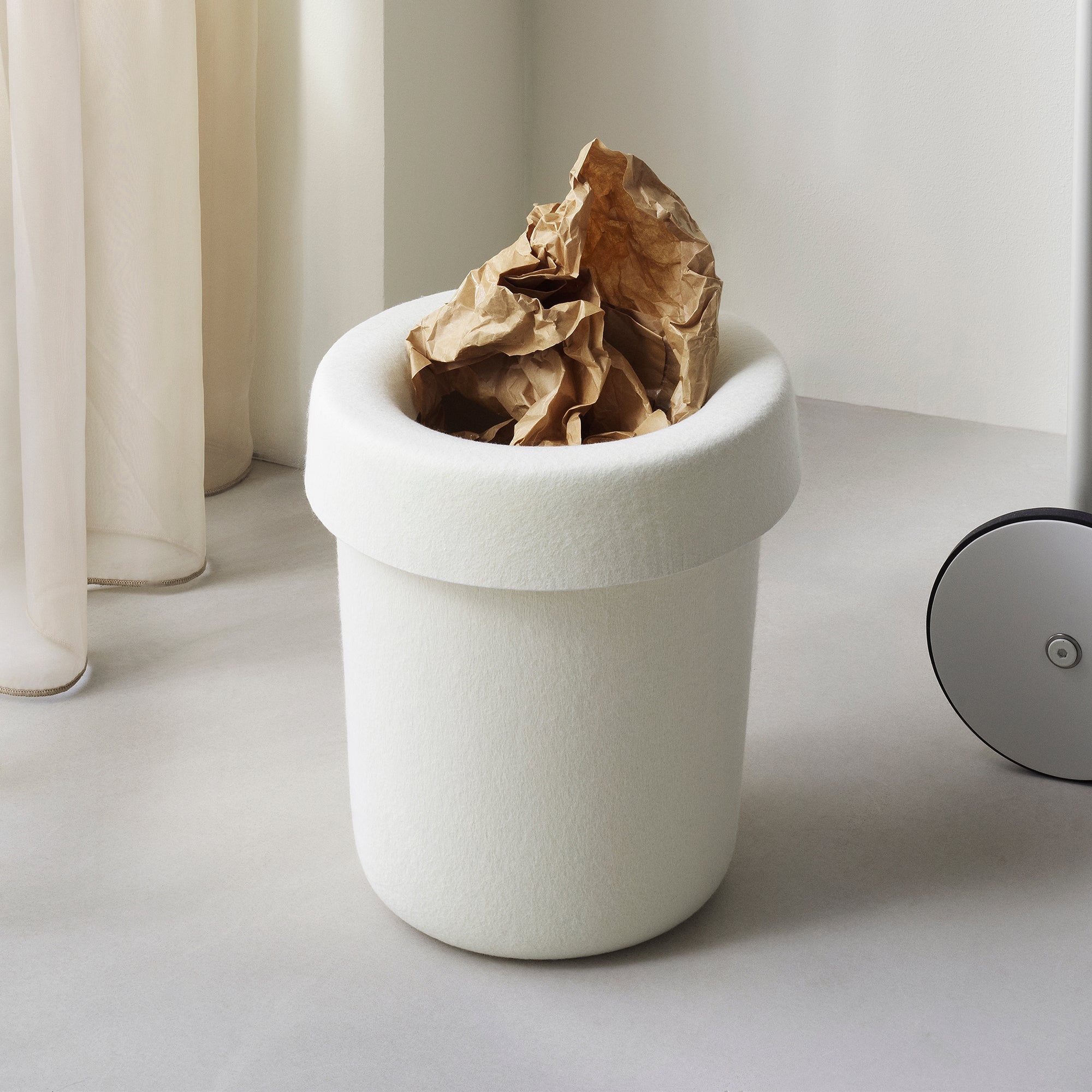 Normann Copenhagen - Hide Büroabfalleimer | cream