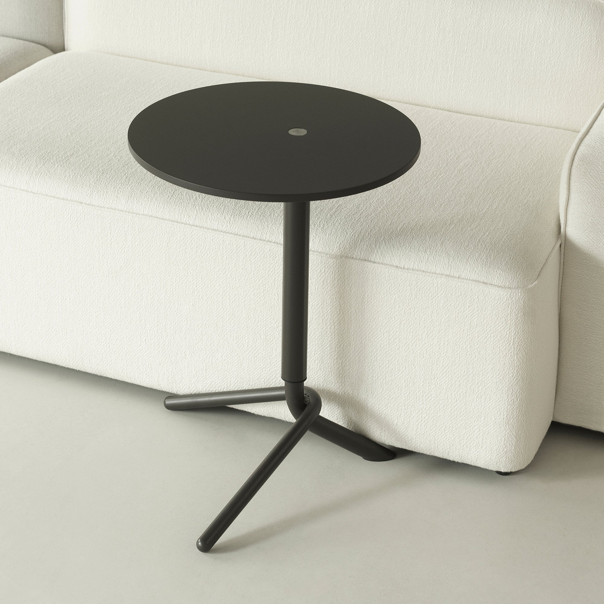 Normann Copenhagen - Lift Beistelltisch | black