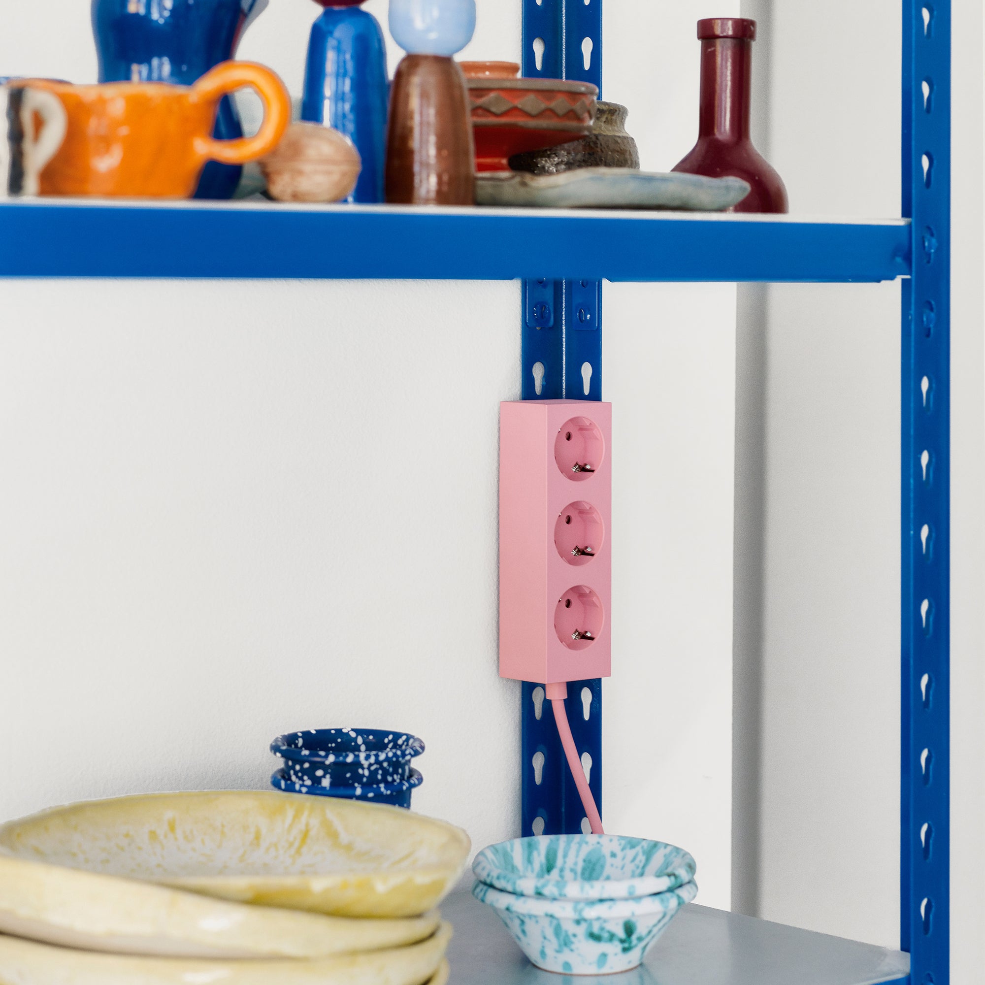 Pedestal - Power Bar | 2 Meter / bubble gum, 5 Meter / bubble gum