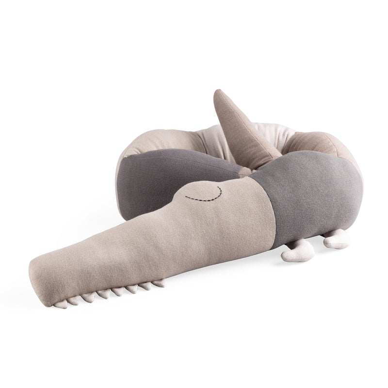 Sebra - Kissen "Schlafendes Krokodil" | seabreeze beige