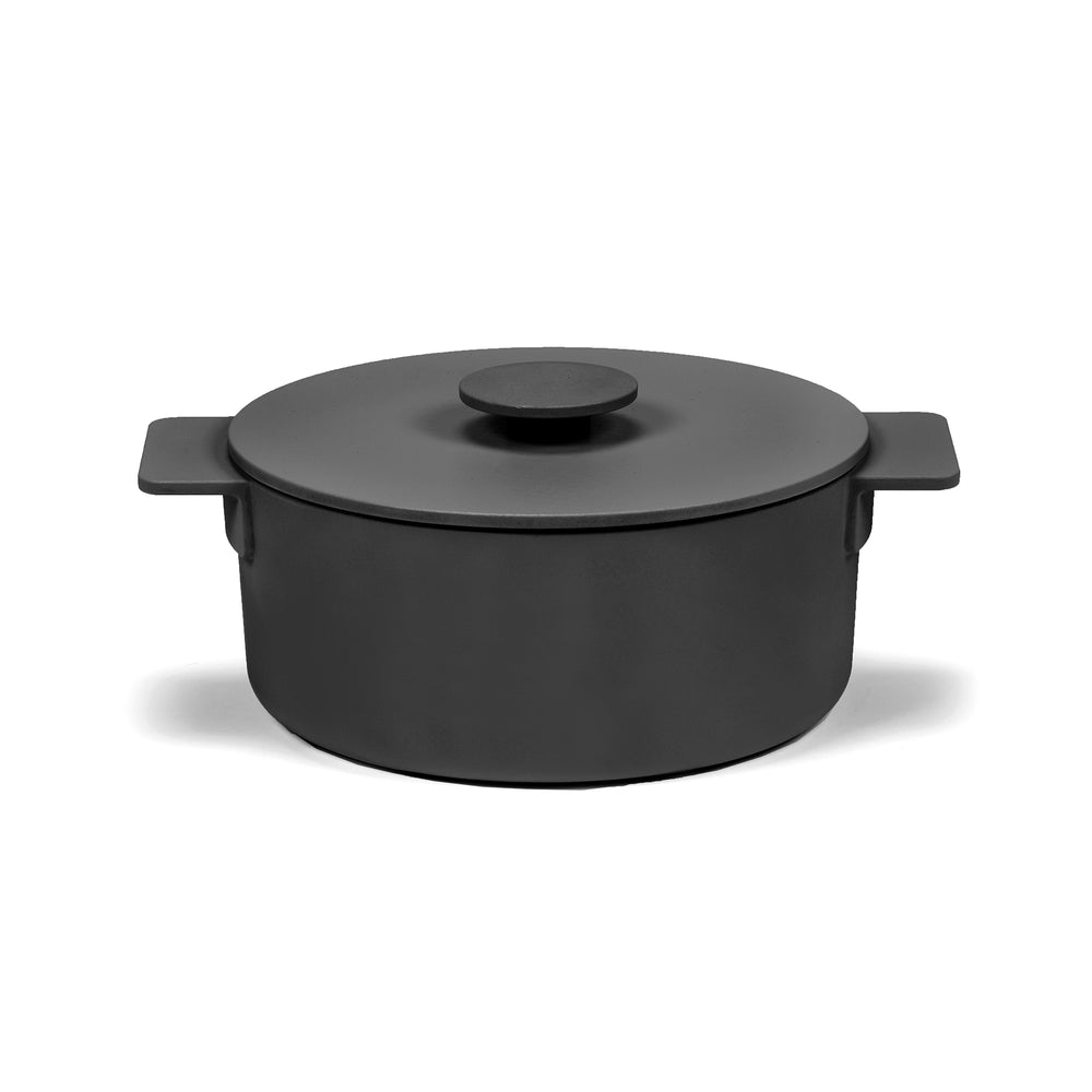 Serax - Surface Gusseisentopf mit Deckel | 2 l / schwarz