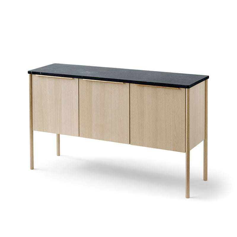Fritz Hansen - Skagerak Jut Sideboard | Marmor schwarz