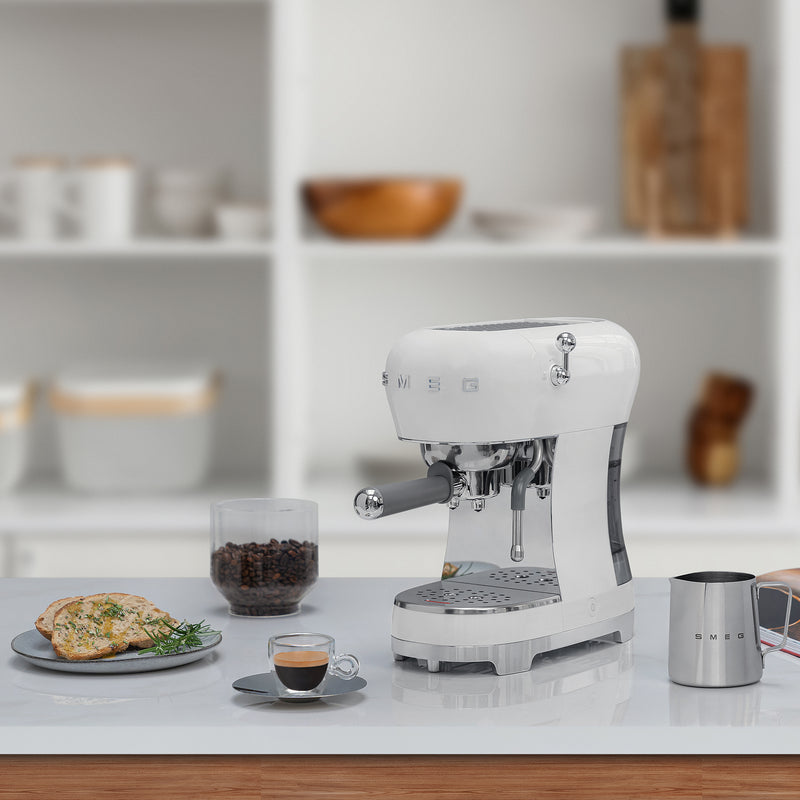 Smeg - Espresso-Kaffeemaschine mit Siebträger