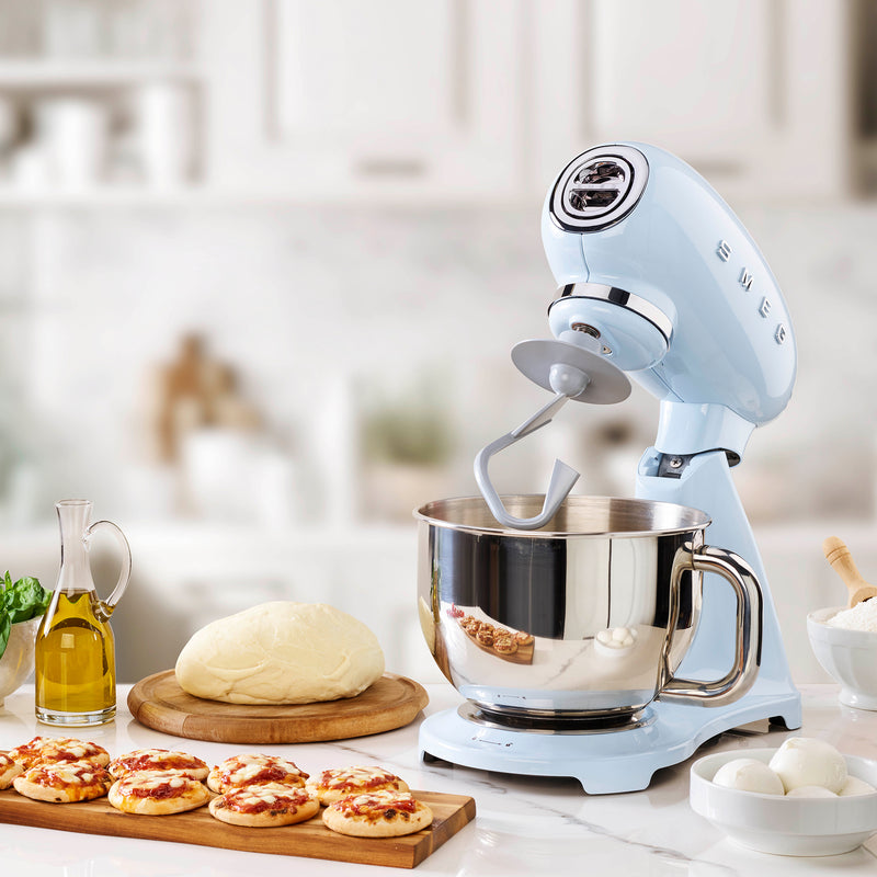 Smeg - Küchenmaschine SMF03