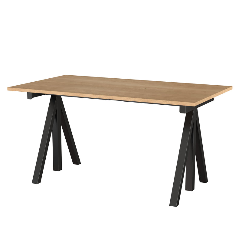 String - Works Schreibtisch | höhenverstellbar / 140 x 78 cm / schwarz/eiche