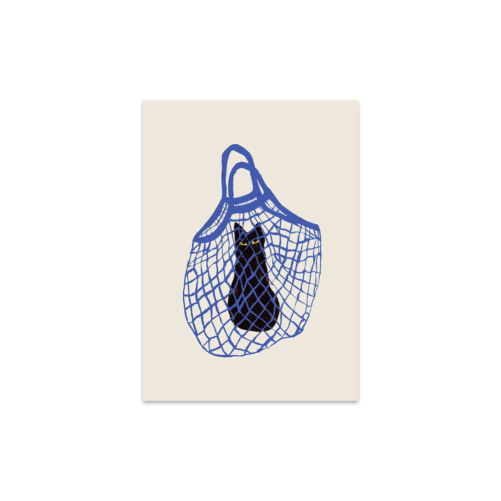 The Poster Club - The Cat’s In The Bag von Chloe Purpero Johnson | 30 x 40 cm