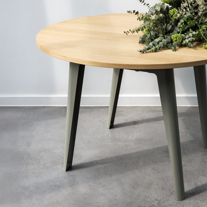 TipToe - NEW MODERN Esstisch rund