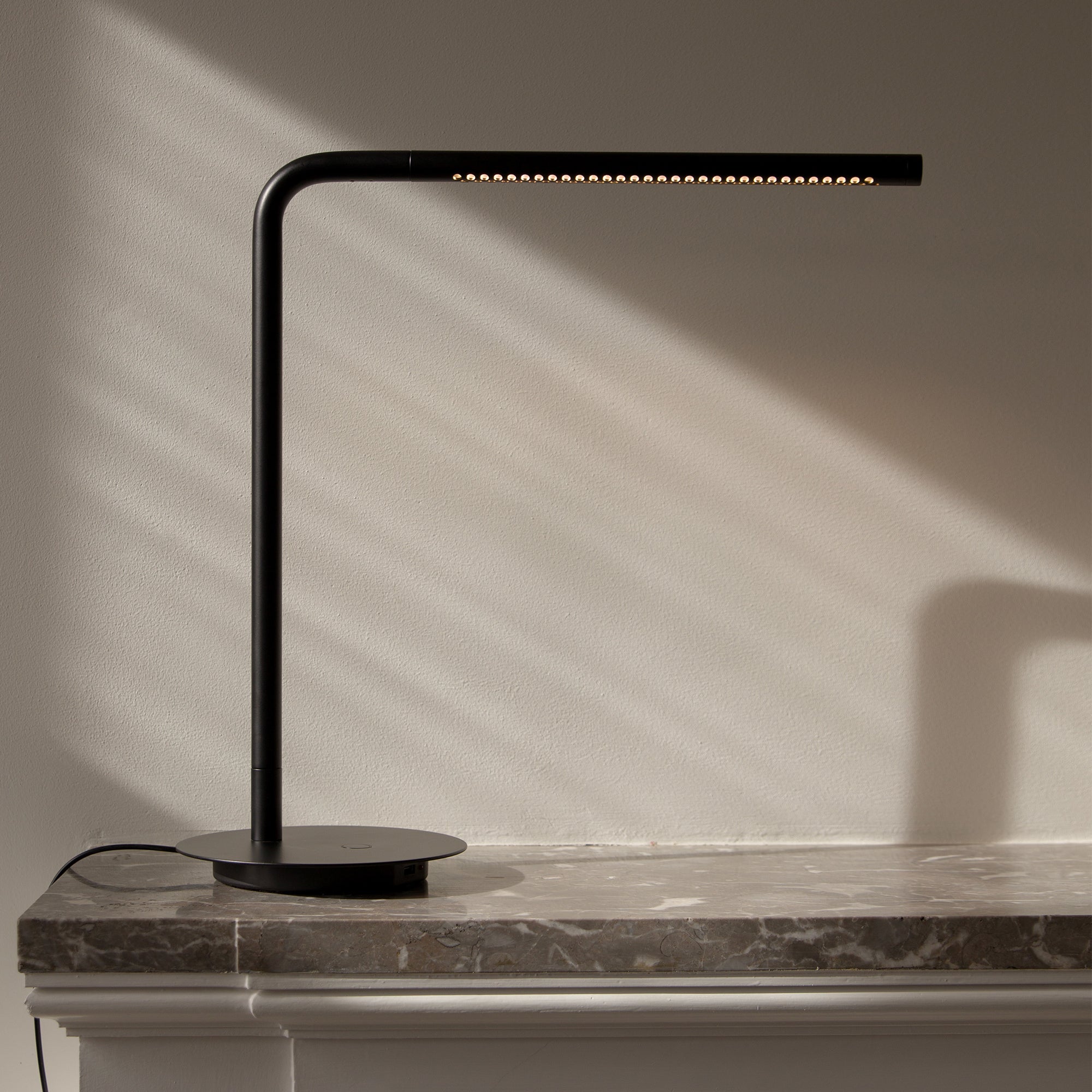 Umage - Omni LED-Tischleuchte | schwarz