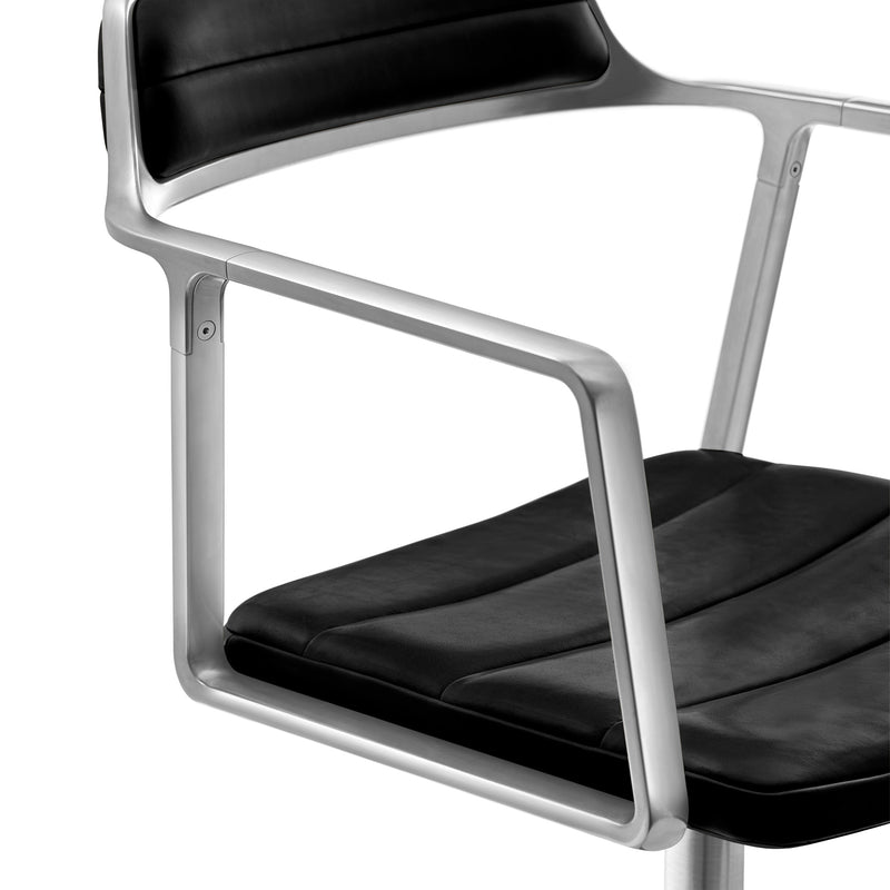 Vipp - 452 Drehstuhl | Gleiter / Leder schwarz / Aluminium poliert