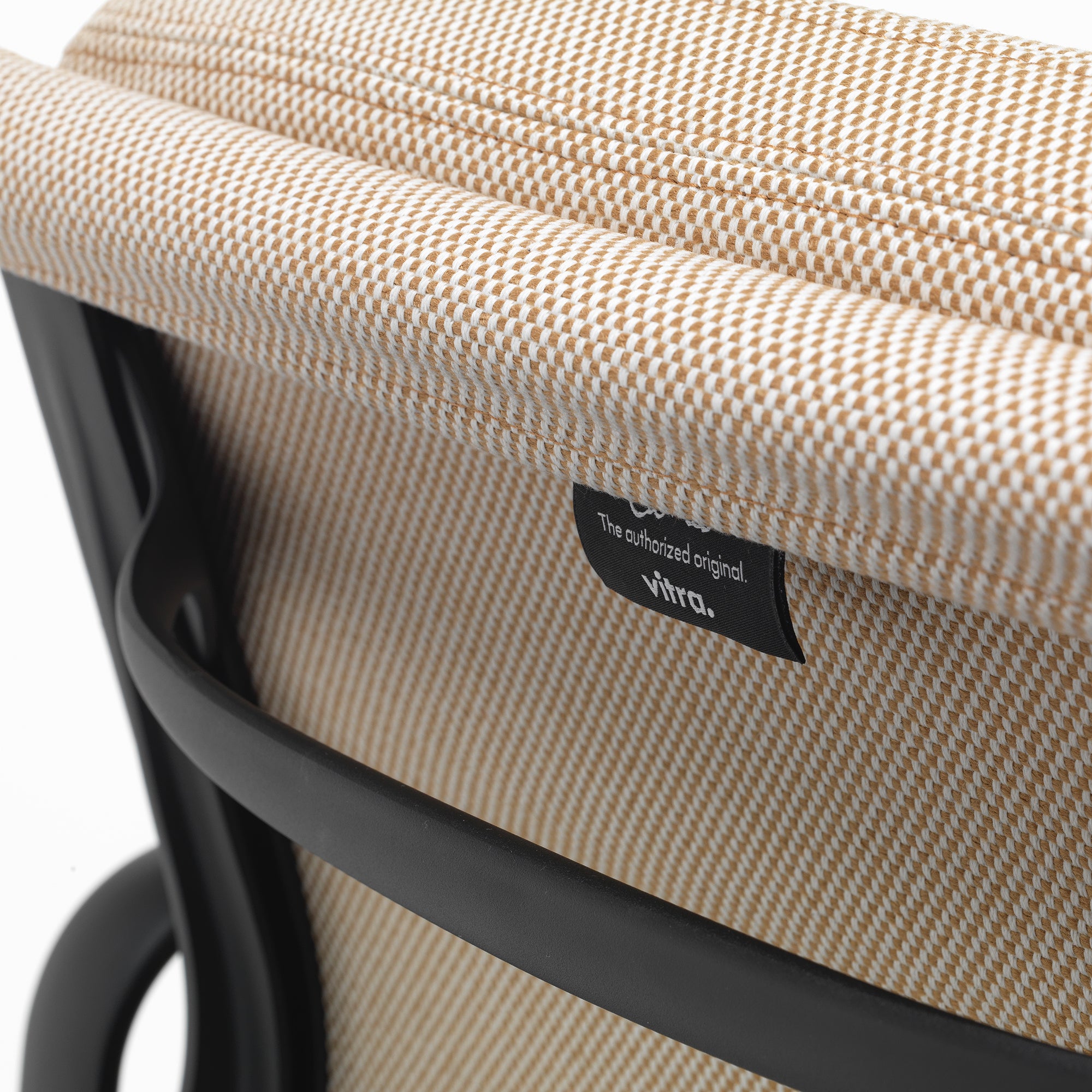 Vitra - Soft Pad Chair EA 231 Bürostuhl mit Armlehnen