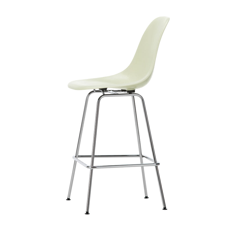 Vitra - Eames Fiberglass Barstuhl | medium / verchromt/parchment