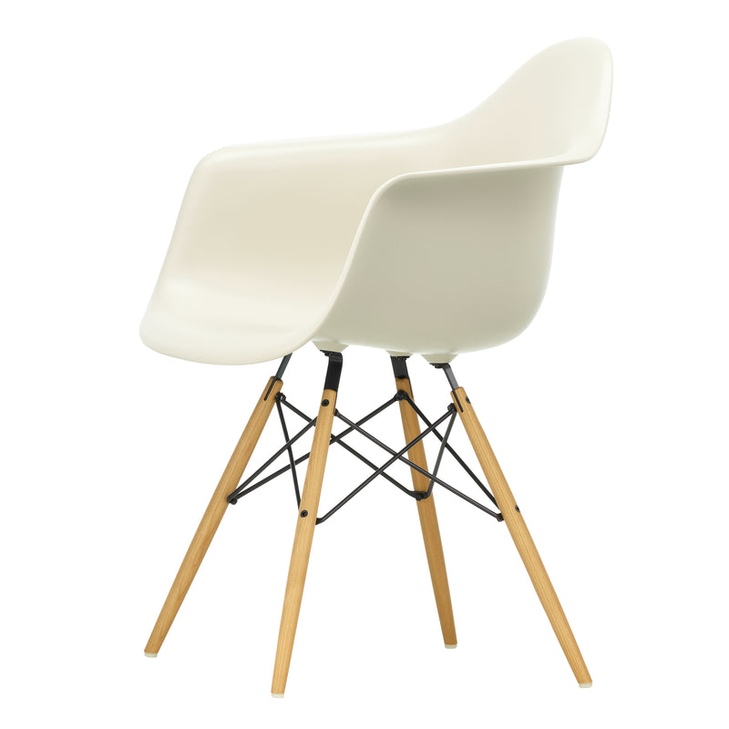 Vitra - Eames Plastic Armchair DAW RE | kieselstein RE / Esche honigfarben