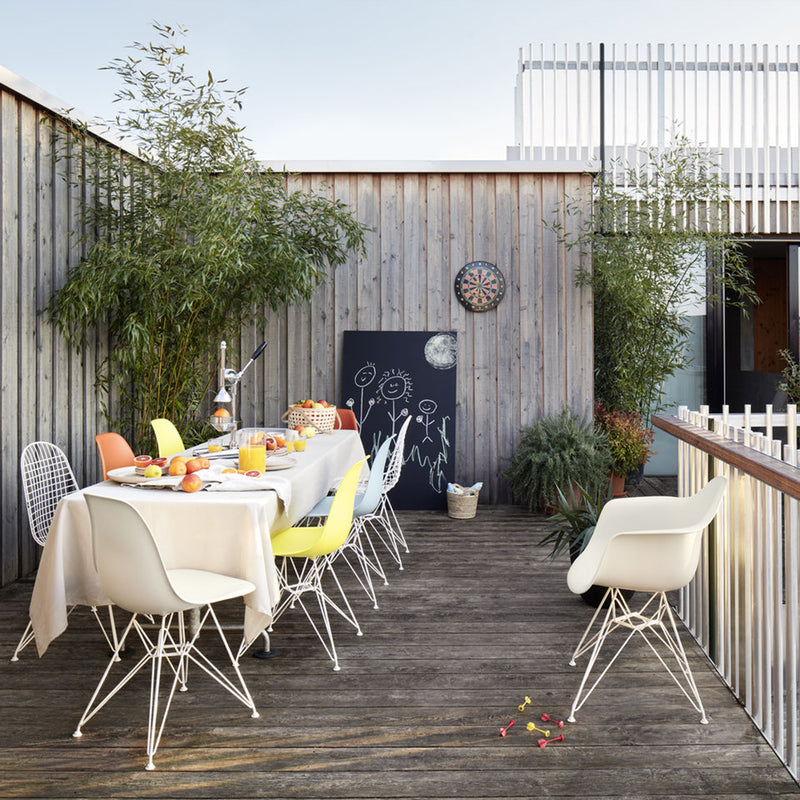 Vitra - Eames Plastic Side Chair DSR RE
