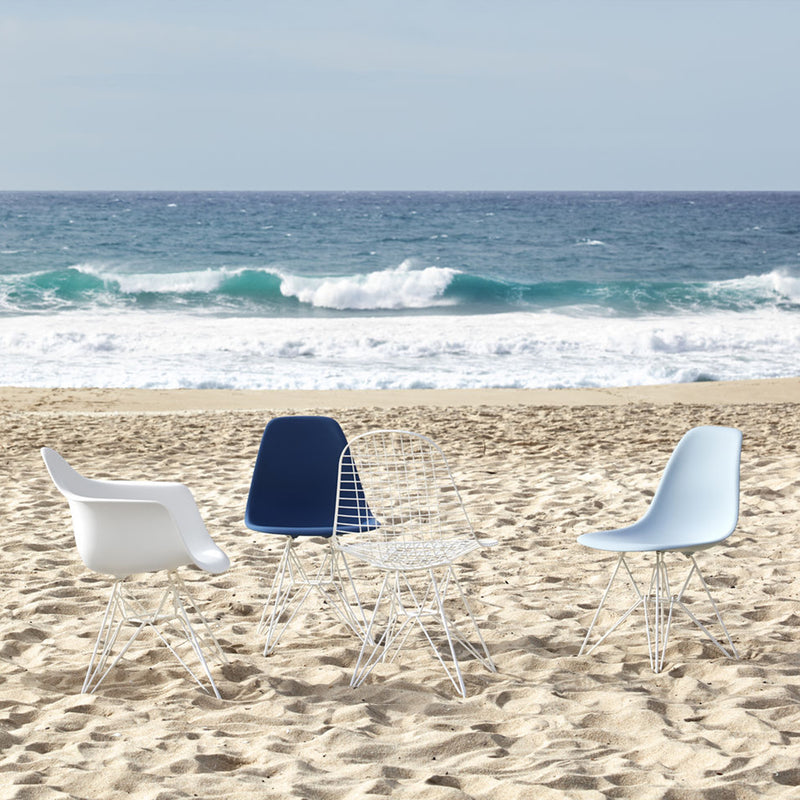 Vitra - Eames Plastic Side Chair DSR Set