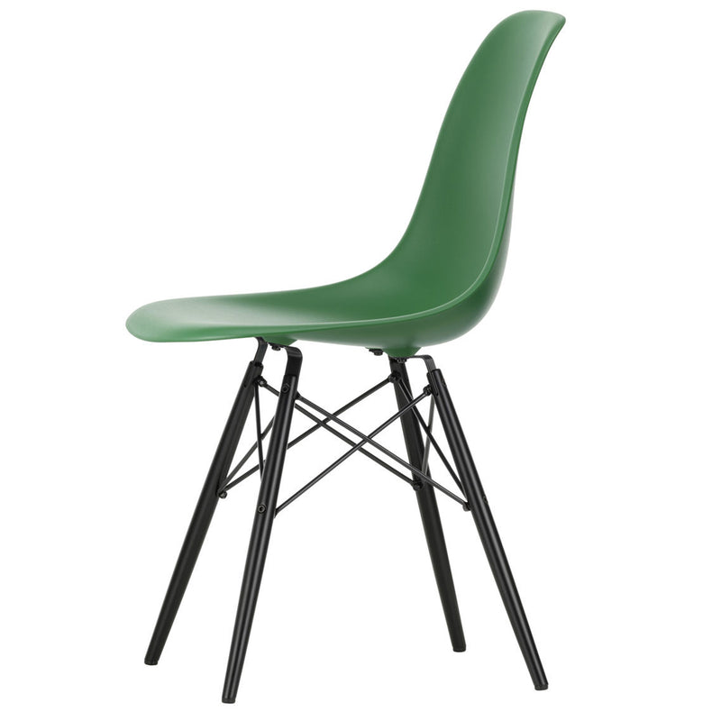 Vitra - Eames Plastic Side Chair DSW RE | smaragd RE / Ahorn schwarz