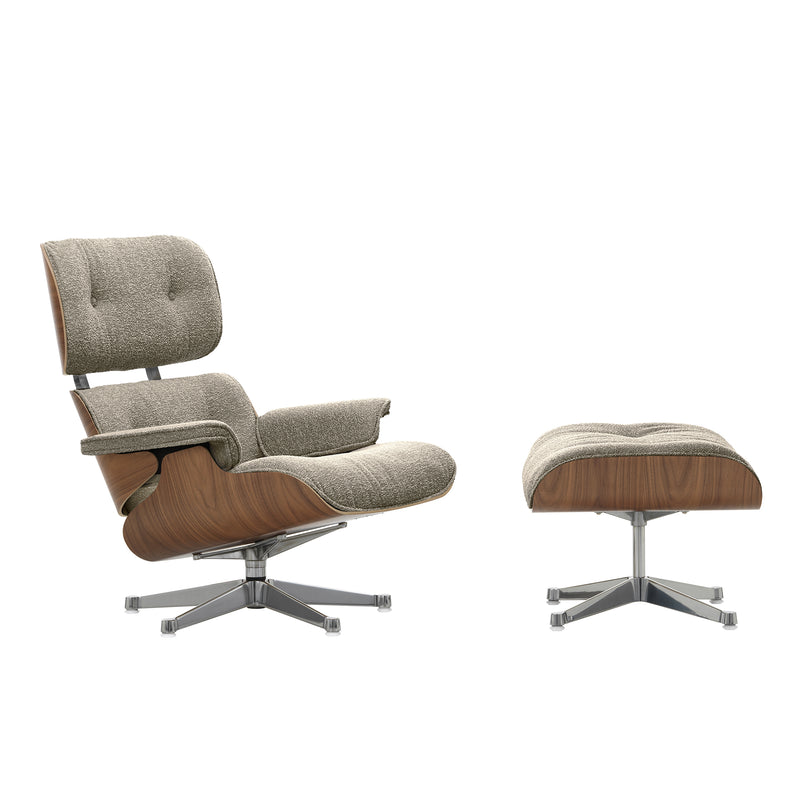 Vitra - Lounge Chair &amp; Ottoman | Nubia 05 crème/dunkelbraun / Nussbaum natur / poliert