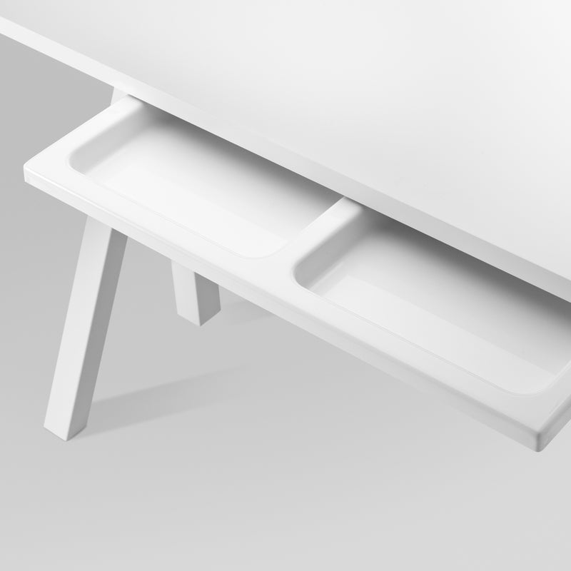 String - Works Schreibtisch