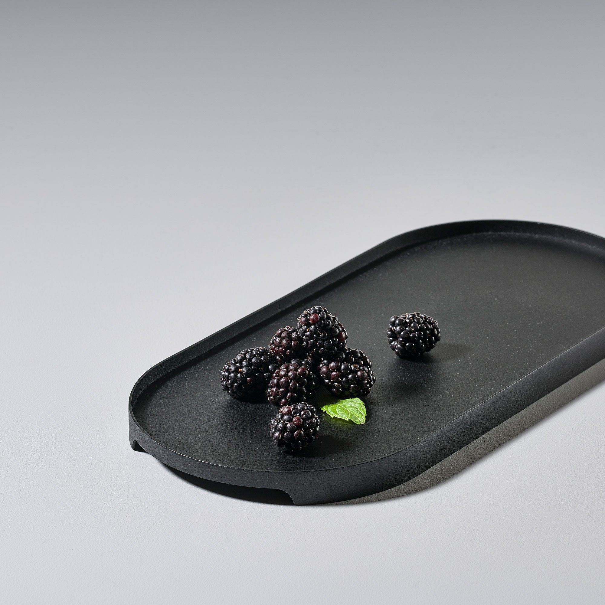 Zone Denmark - Singles Metall-Tablett | 16 x 35 cm