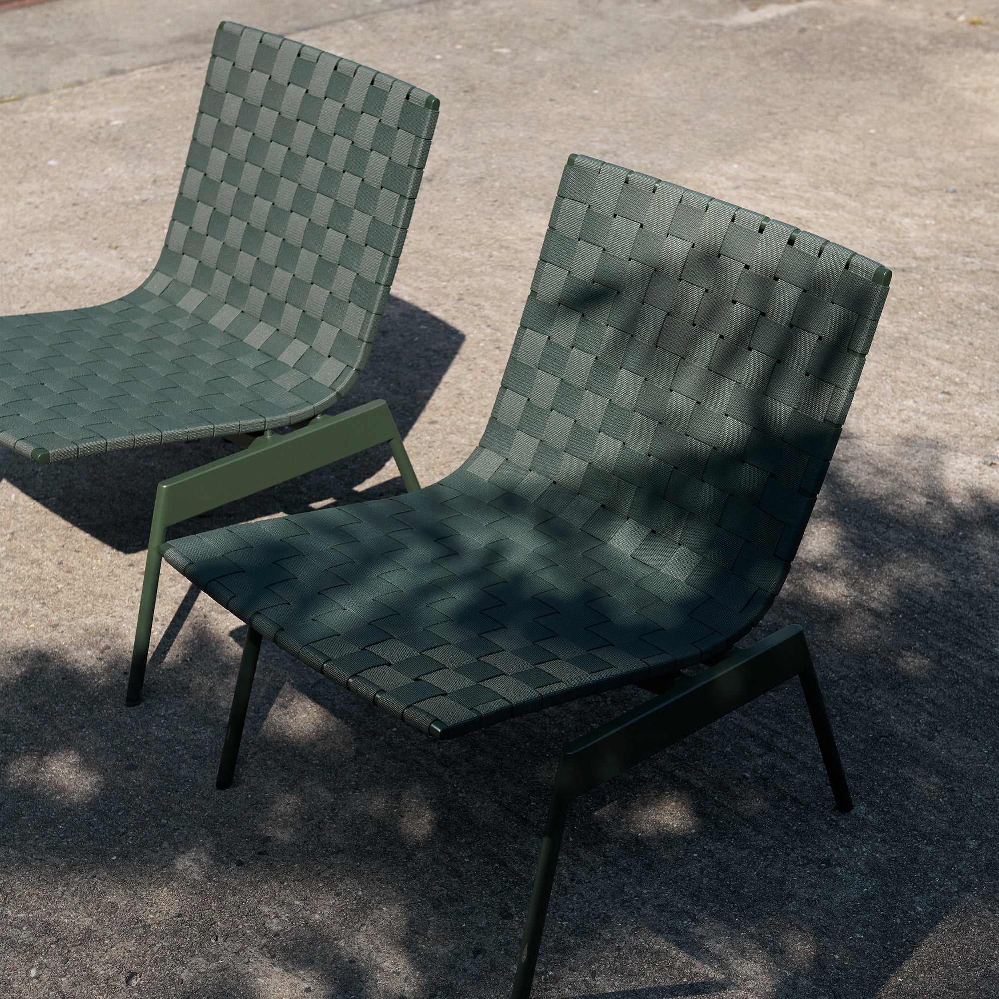 &amp;Tradition - Ville Outdoor Lounge Chair | AV44 / bronze grün