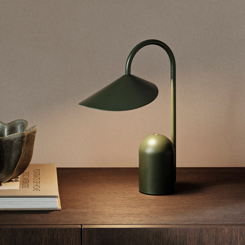 Ferm Living - Arum Akku LED-Tischleuchte