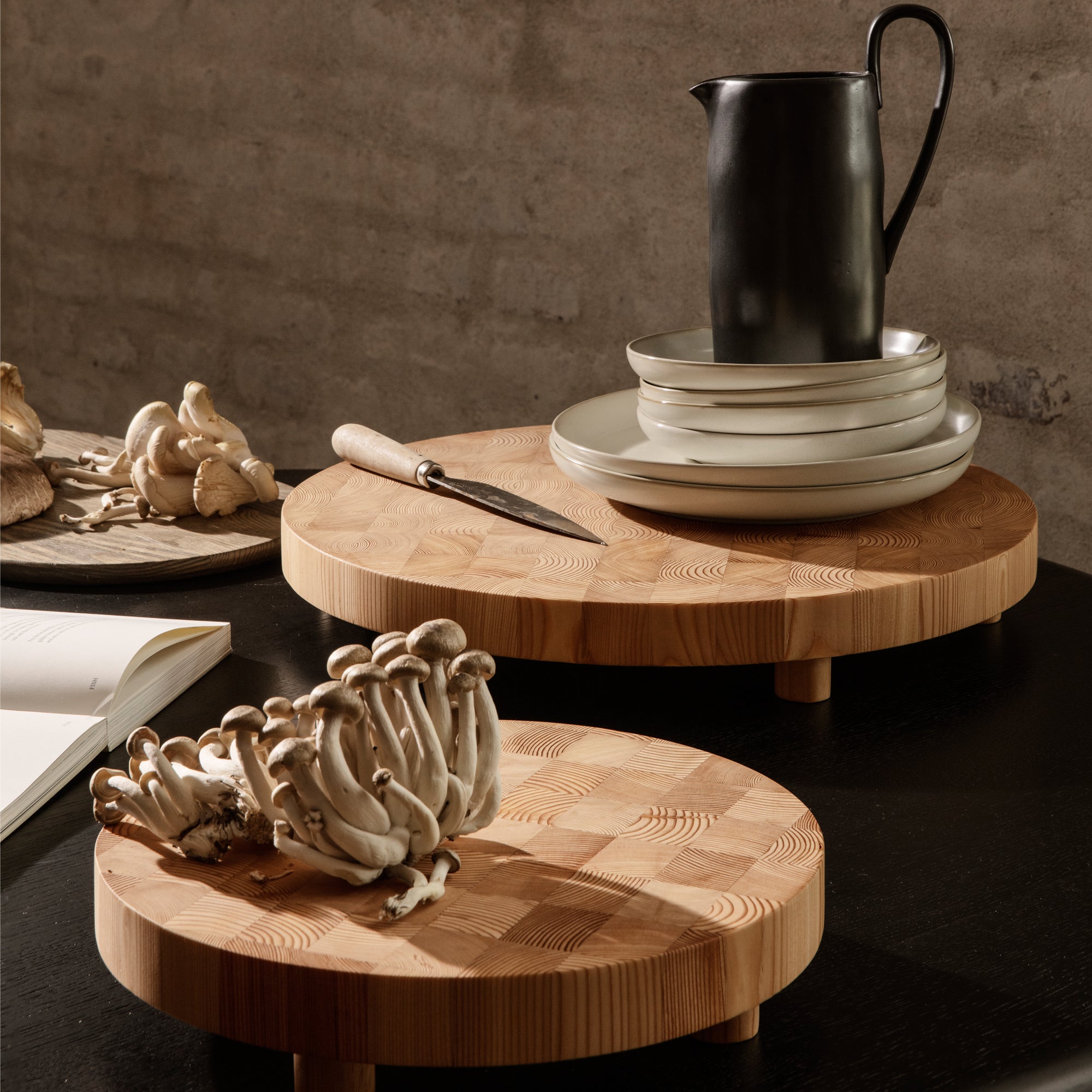 Ferm Living - Sector Schreibtisch | schwarz/schwarz