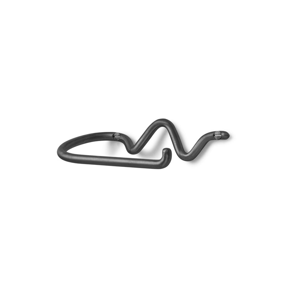 Ferm Living - Curvature Toilettenpapierhalter | Messing schwarz