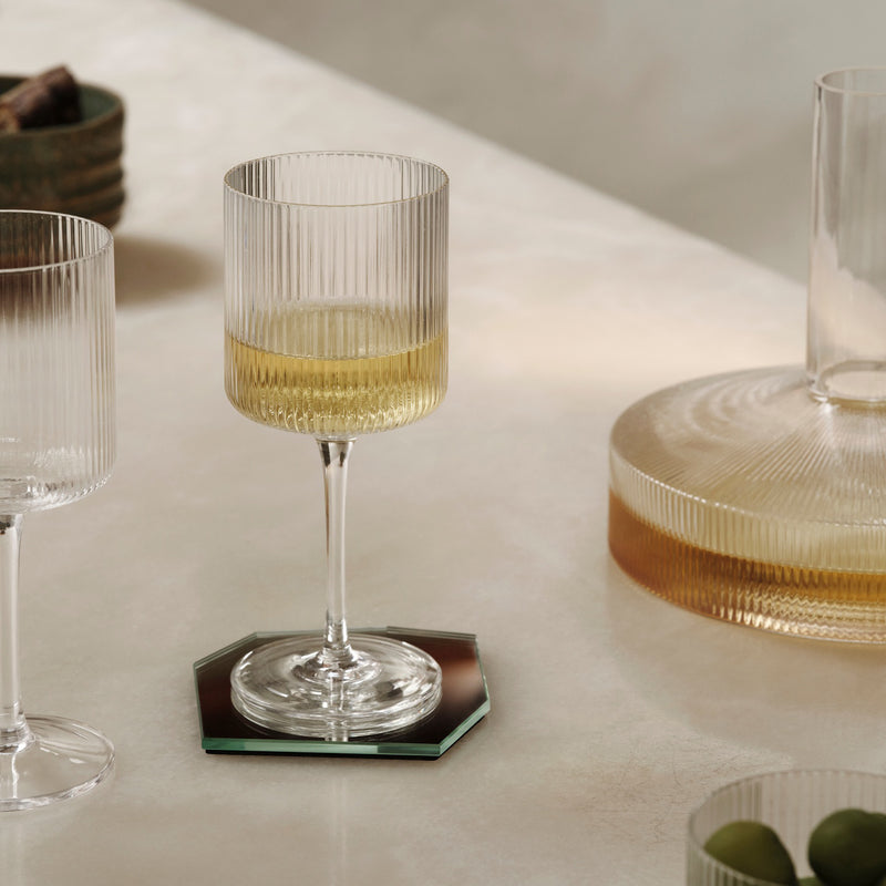 Ferm Living - Ripple Rotweinglas (2er-Set)