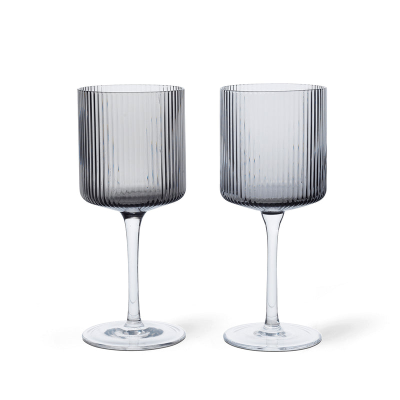 Ferm Living - Ripple Weißweinglas (2er-Set) | smoked grey