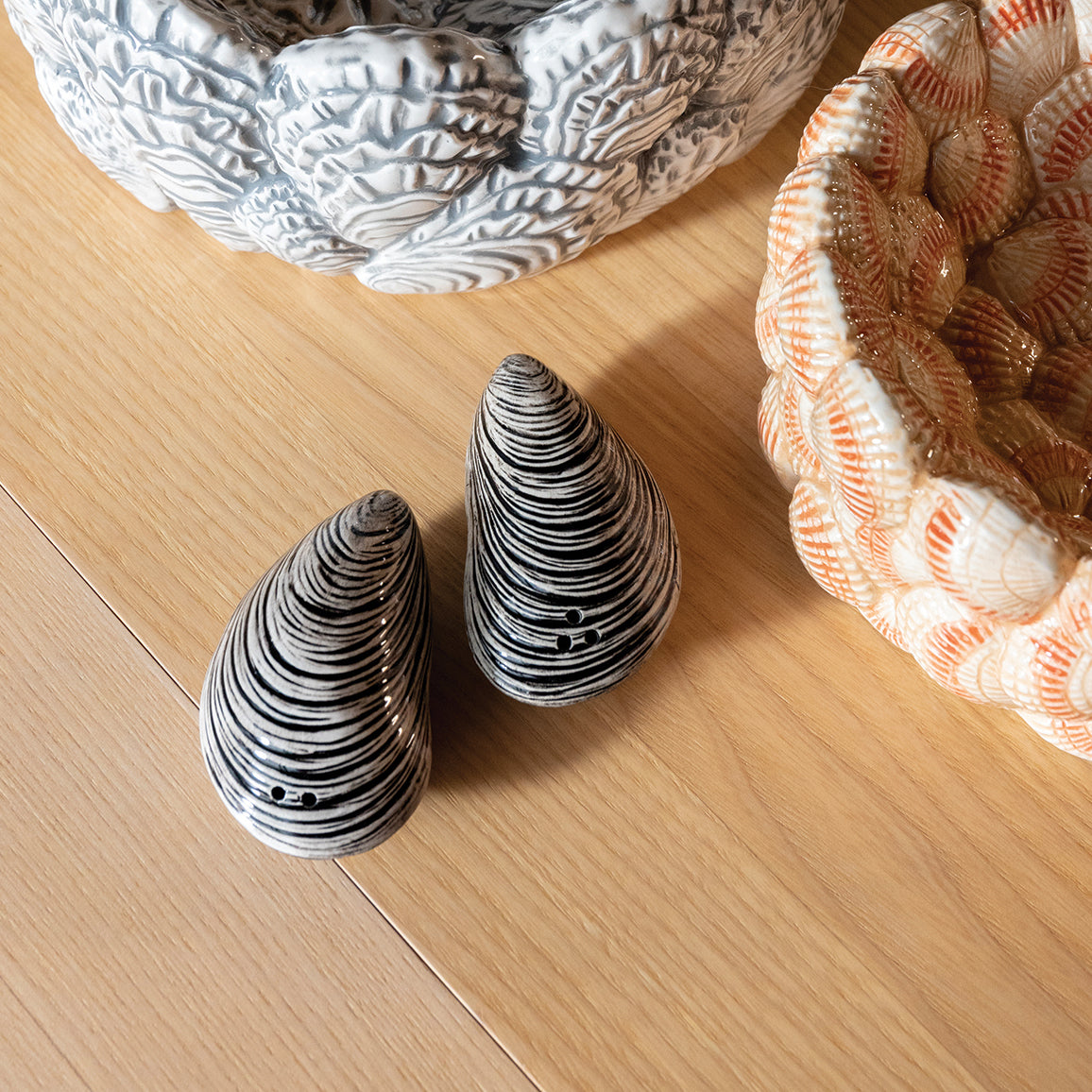 &amp;klevering - Salz- und Pfefferstreuer Mussel | 