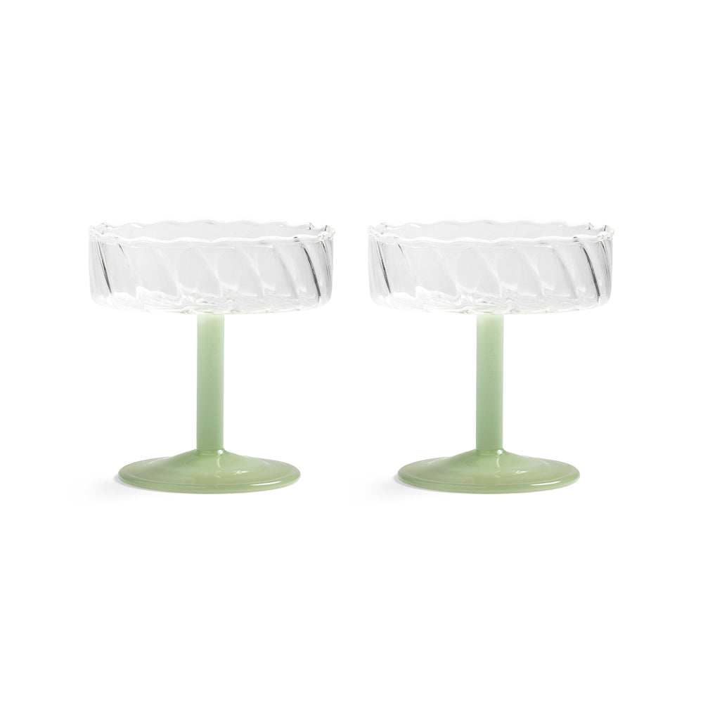 &amp;klevering - Coupe Twirl Champagnerglas | grün